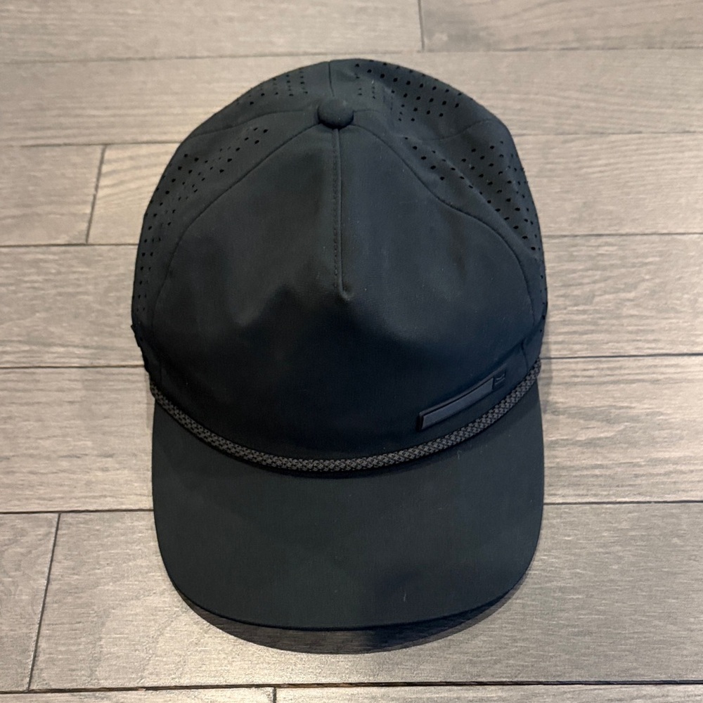 Men's Black Performance Baseball Cap - image 1